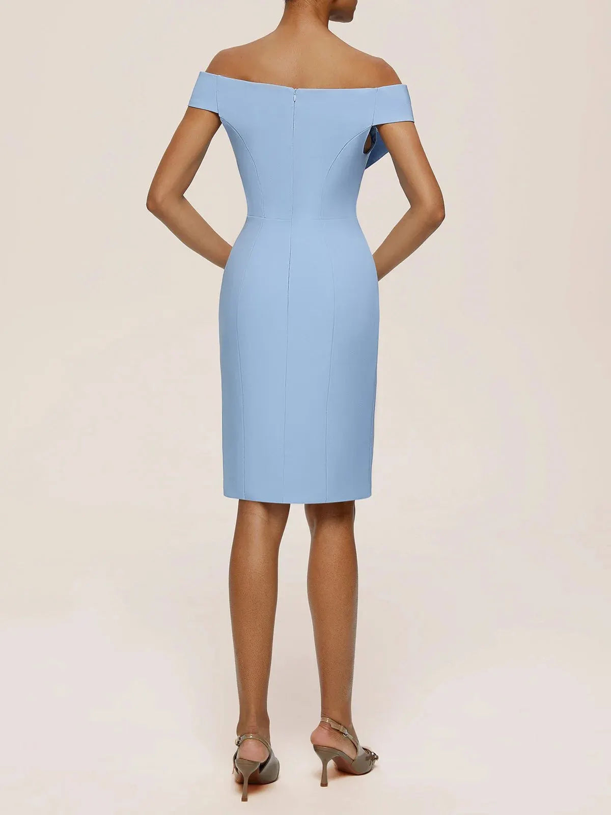 Blue Ruched Off The Shoulder Sheath Mini Homecoming Dress