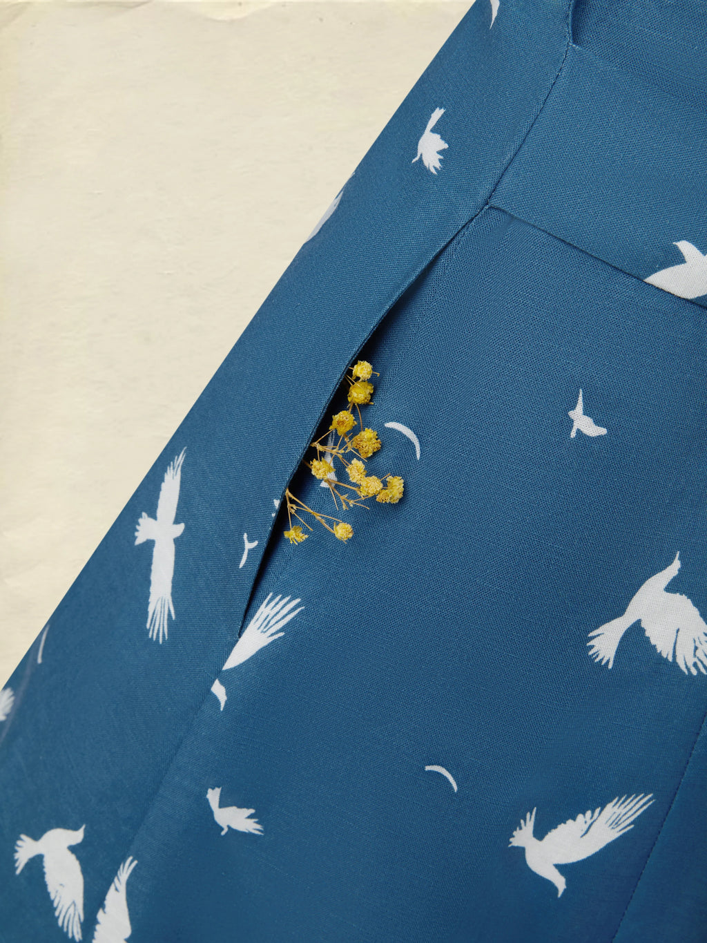 Maxi Linen Dress, Long Sleeves, Shawl Collar, Bird, Button Design, Vintage, Blue
