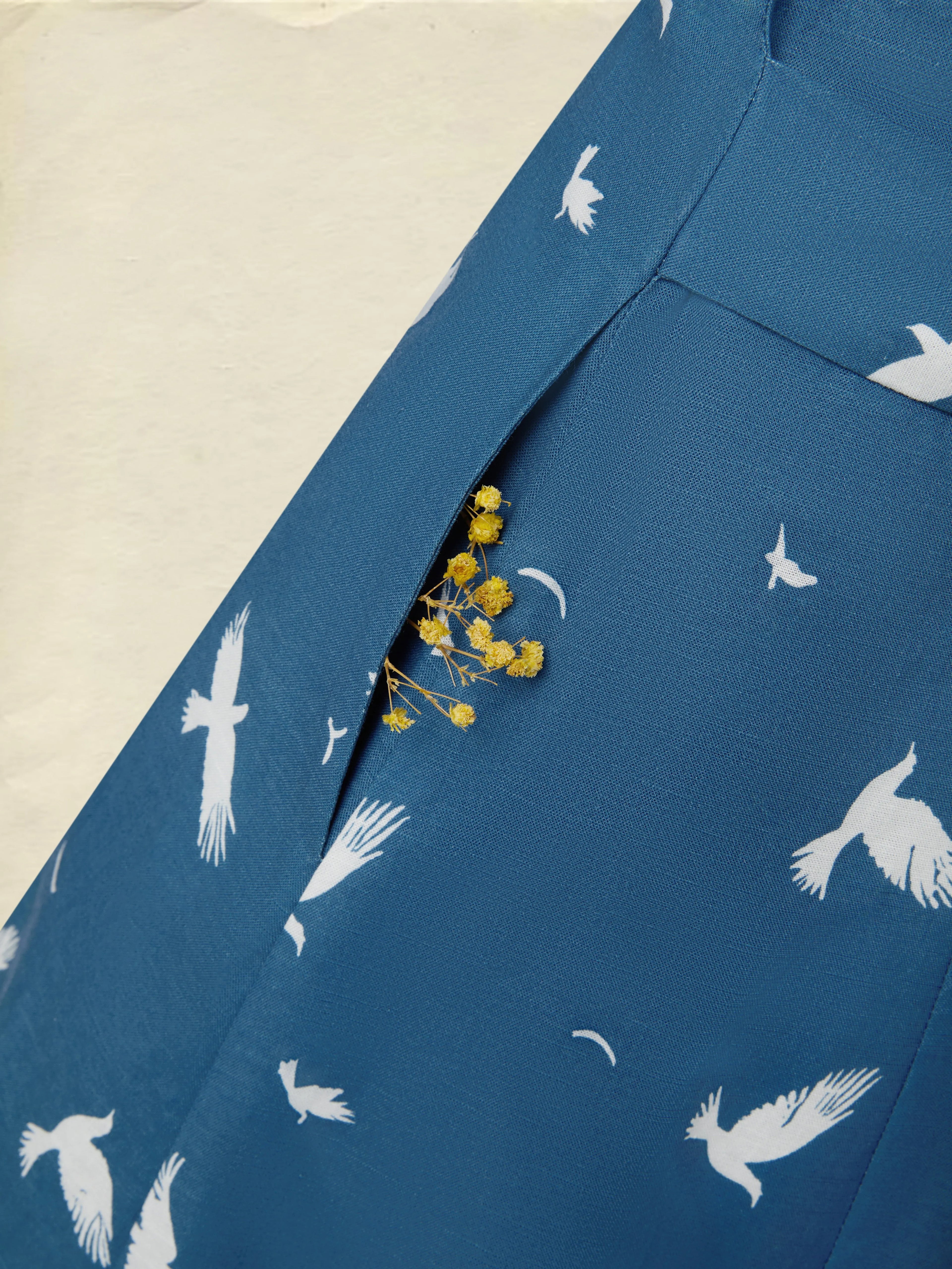Maxi Linen Dress, Long Sleeves, Shawl Collar, Bird, Button Design, Vintage, Blue