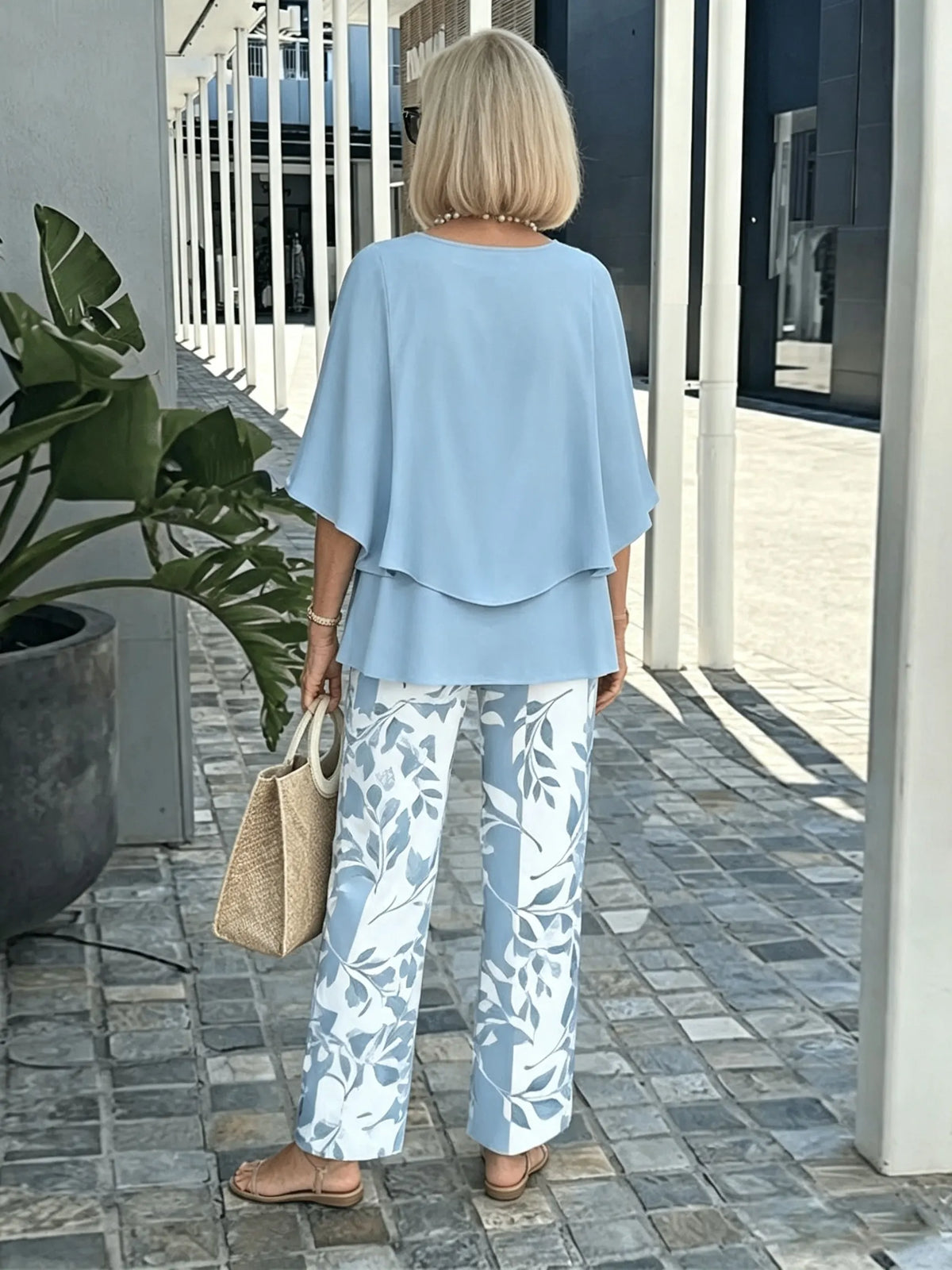 Women's 2 Piece Outfits Set, Crew Neck Flutter Sleeve Layered Blouse & Leaf Print Straight Leg Pants, Casual Loose Matching Two Piece Set for Summer Daily Wear