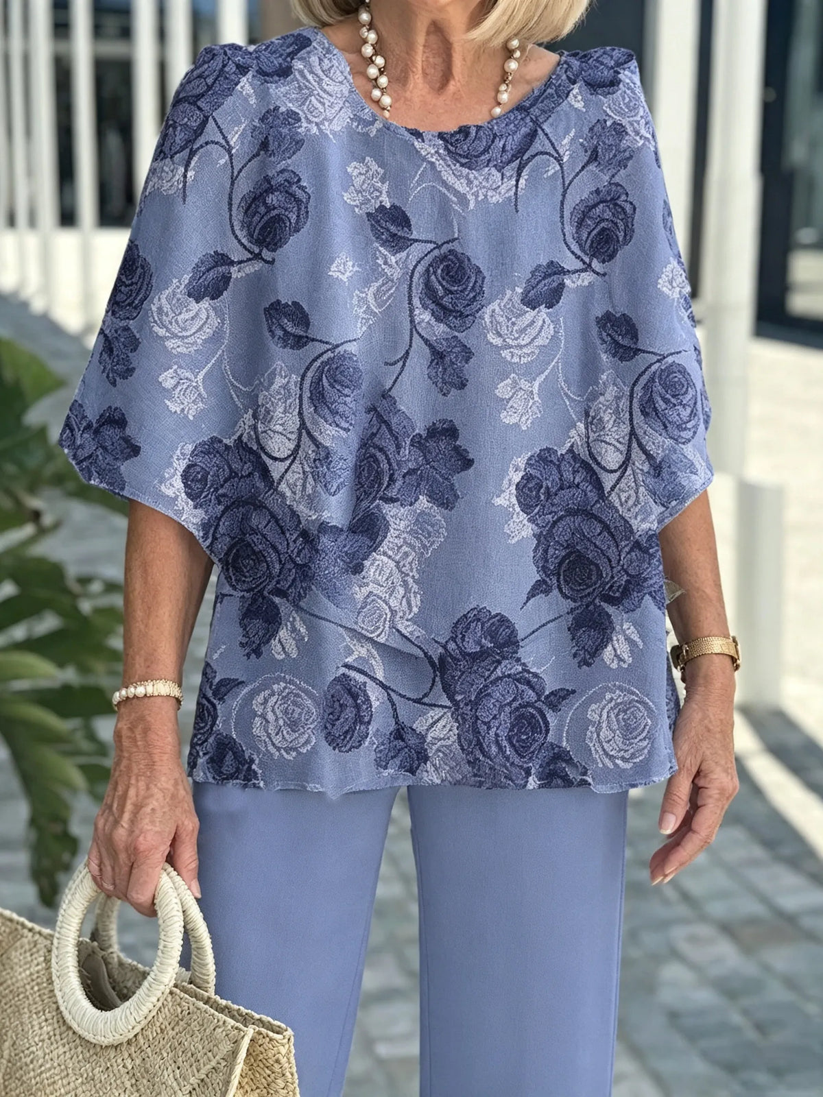 Women's 2 Piece Outfits Set, Crew Neck Flutter Sleeve Layered Blouse & Leaf Print Straight Leg Pants, Casual Loose Matching Two Piece Set for Summer Daily Wear