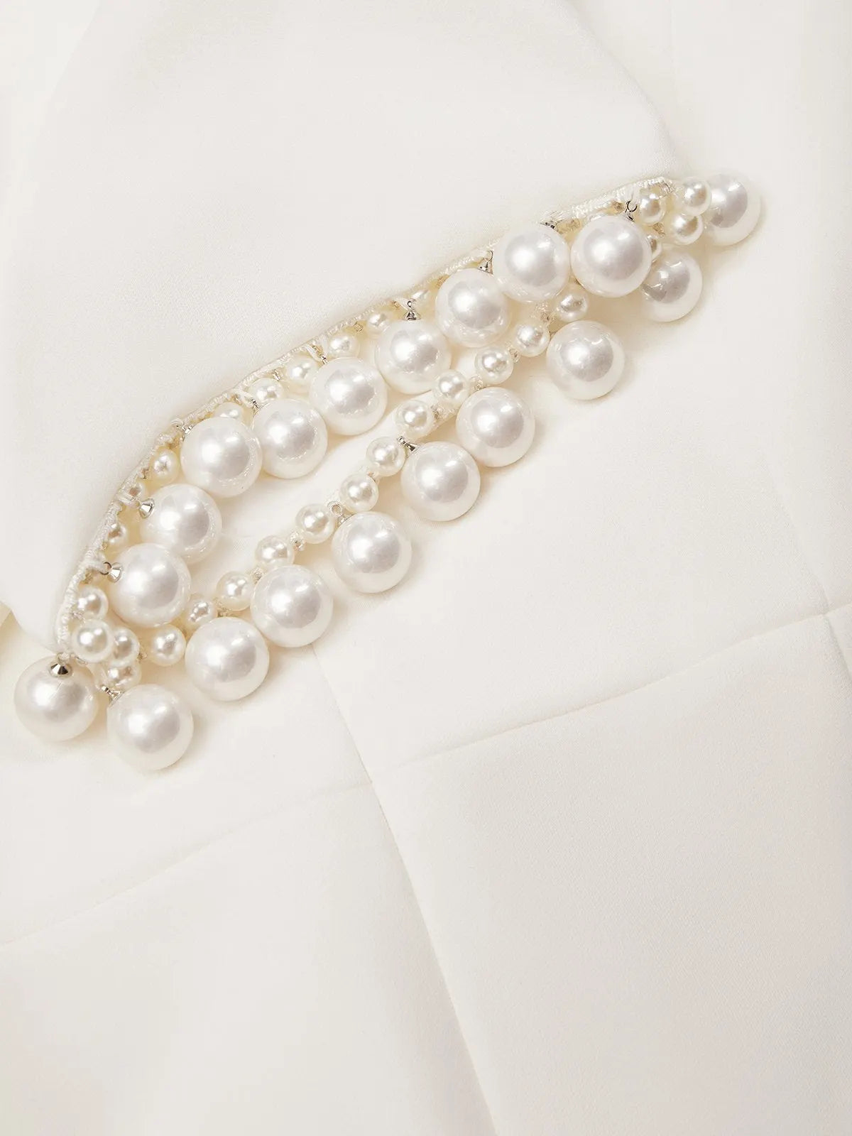 White Faux Pearl Knot Front Classic Boat Neck Short Sleeve Sheath Midi Dress