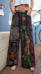 Colorful Floral Embroidered Wide-Leg Jeans