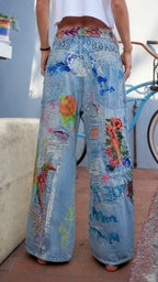 Colorful Floral Embroidered Wide-Leg Jeans