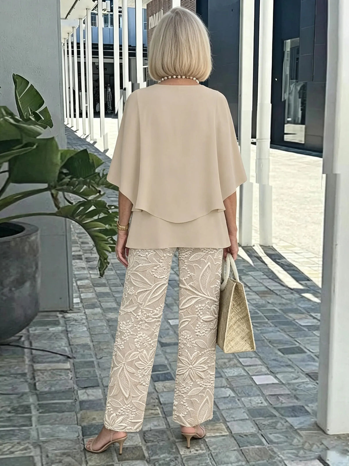Women's 2 Piece Outfits Set, Crew Neck Flutter Sleeve Layered Blouse & Leaf Print Straight Leg Pants, Casual Loose Matching Two Piece Set for Summer Daily Wear