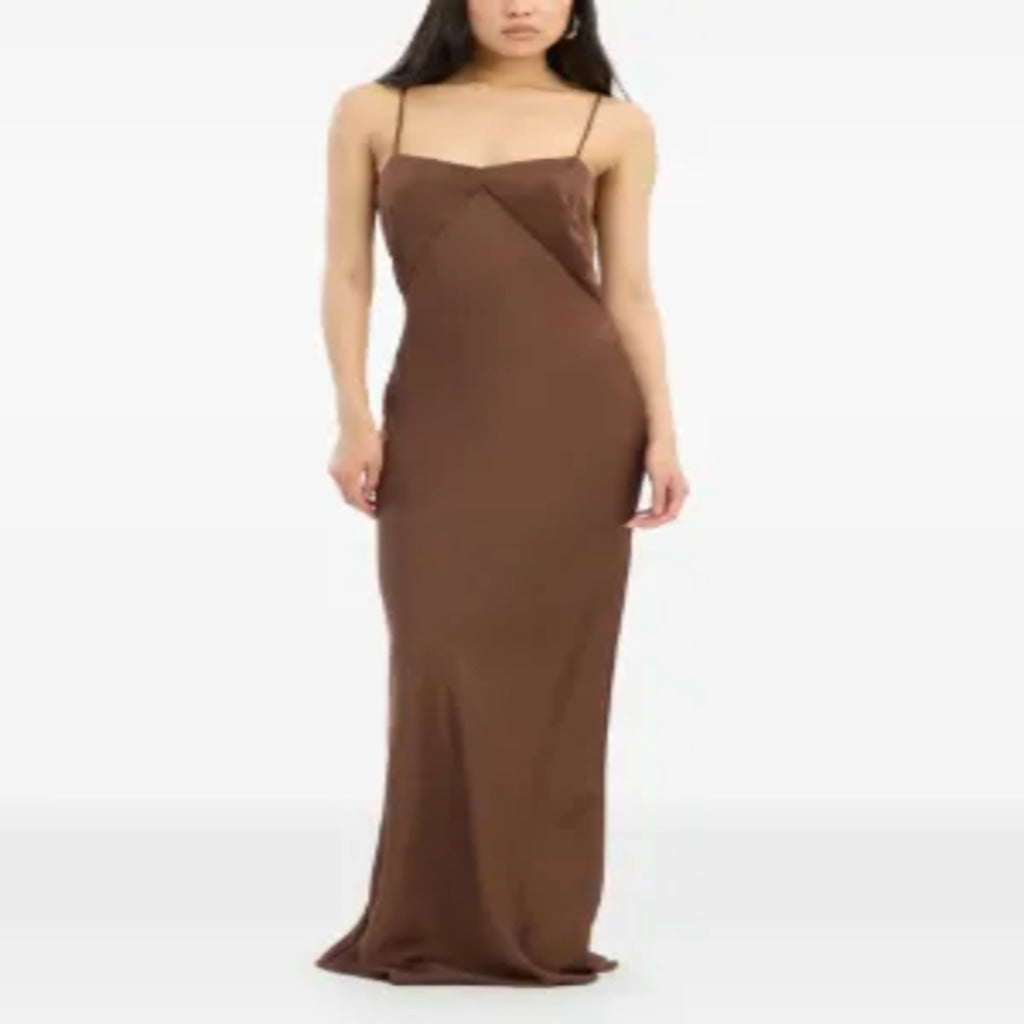 👗 Abito Lungo in Seta Marrone con Spalline Sottili