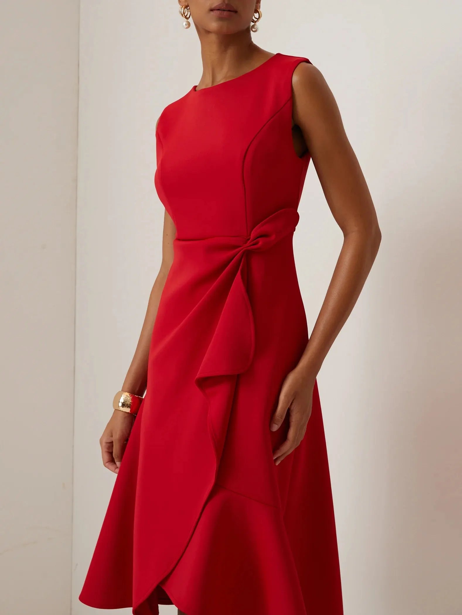 Red Asymmetric Ruffled Classic Boat Neck Sleeveless Midi Elegant A-line Dress with Waist Twist for Day-to-Night