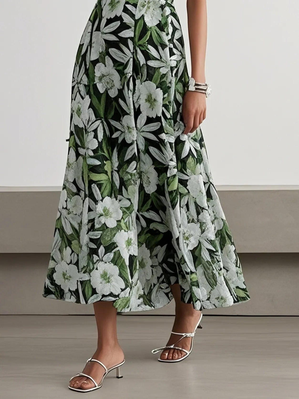 Green Floral Hollow Out Chiffon Halter Crew Neck Sleeveless A-Line Maxi Dress
