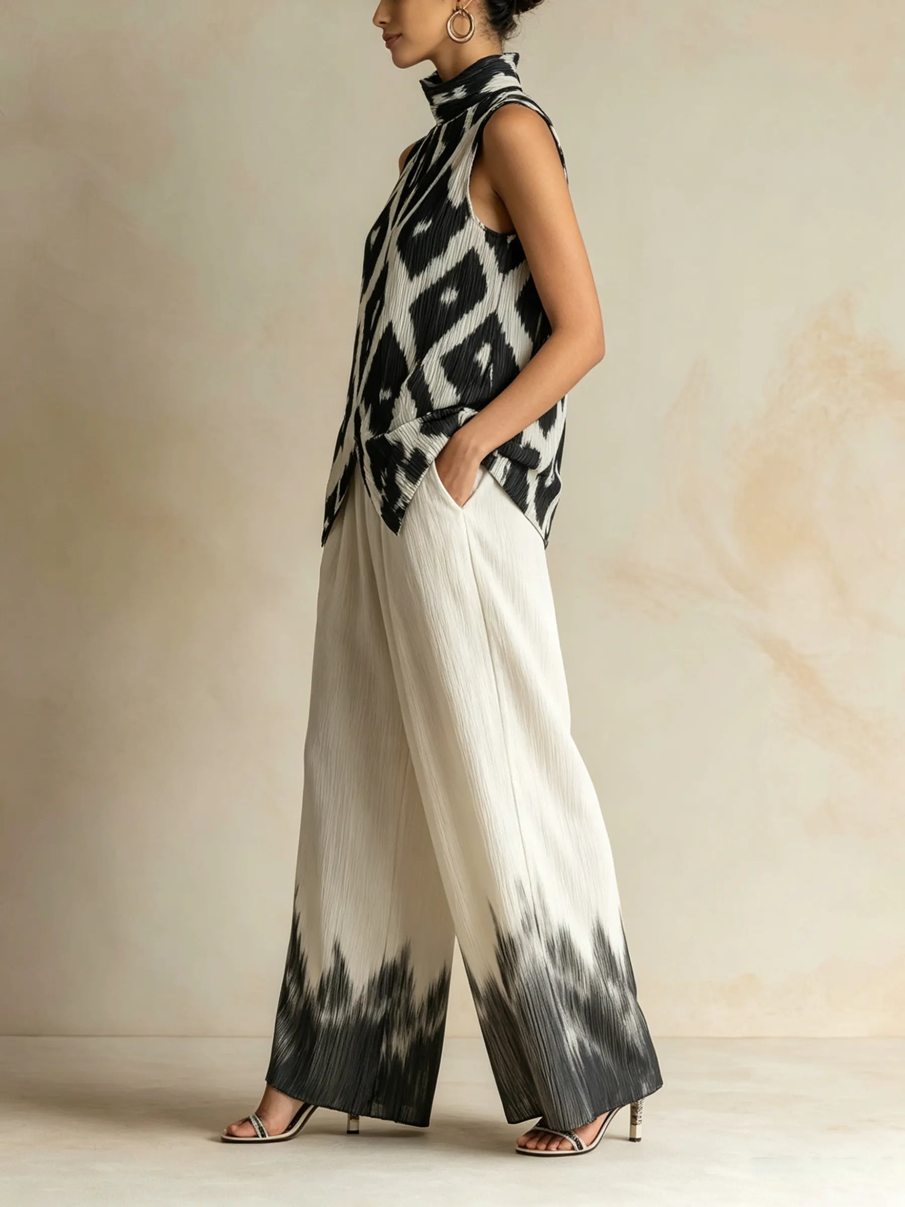 Black & White Ikat Print Pleated Sleeveless Top & Dip-Dye Wide-Leg Pants Set