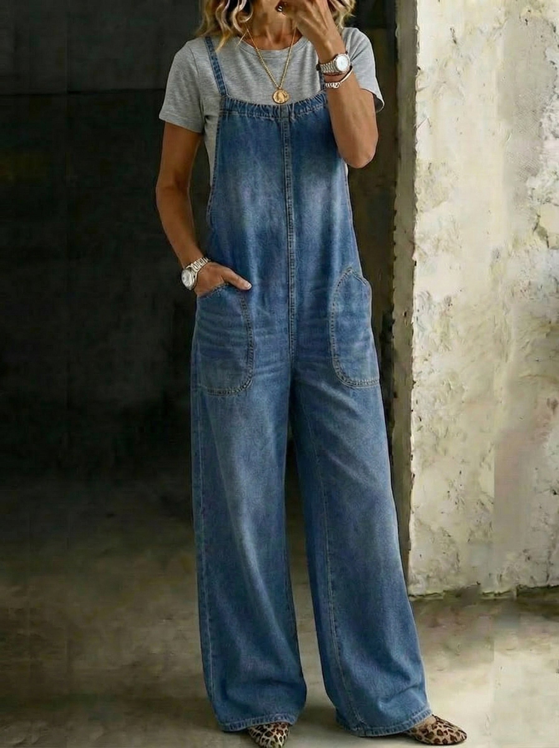 Women's Fashion Sleeveless Pocketed Relaxed-fit Denim Jumpsuit