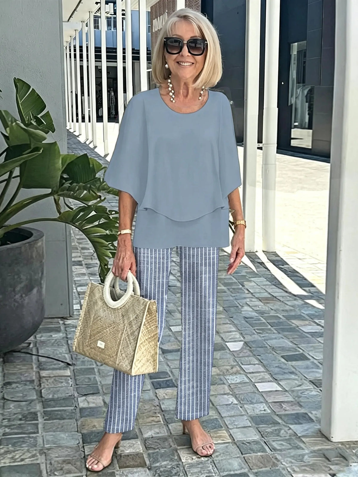 Women's 2 Piece Outfits Set, Crew Neck Flutter Sleeve Layered Blouse & Leaf Print Straight Leg Pants, Casual Loose Matching Two Piece Set for Summer Daily Wear