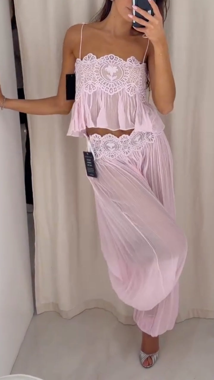 Women's Elegant Two-Piece Set with Lace-Paneled Camisole
