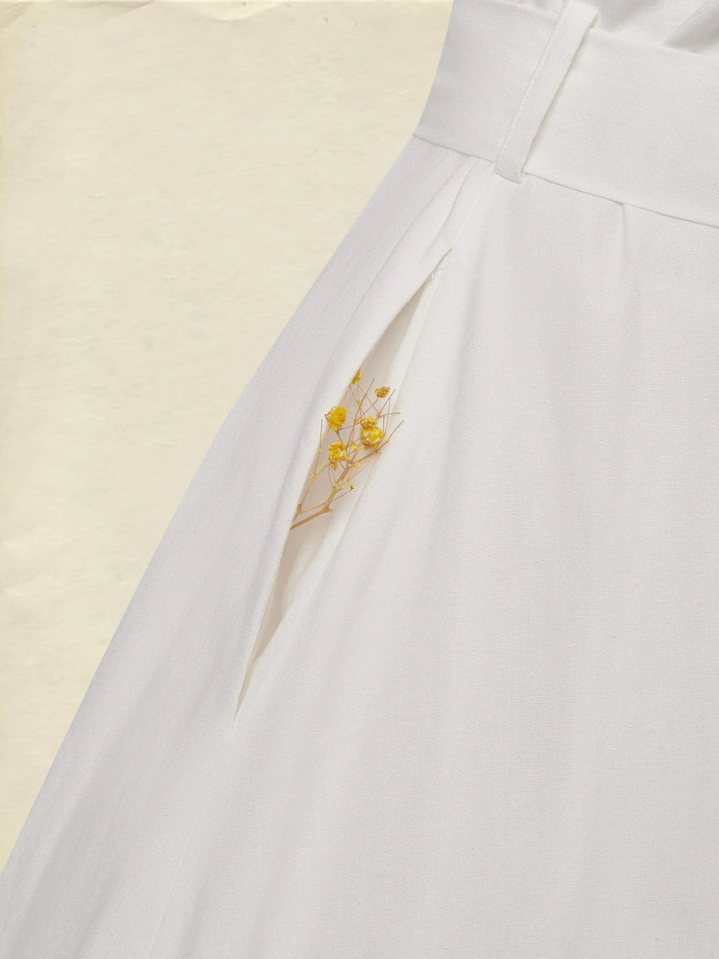 Midi Linen Dress , Sleeveless, V Neck, Plain, Belt Design, Vintage, White