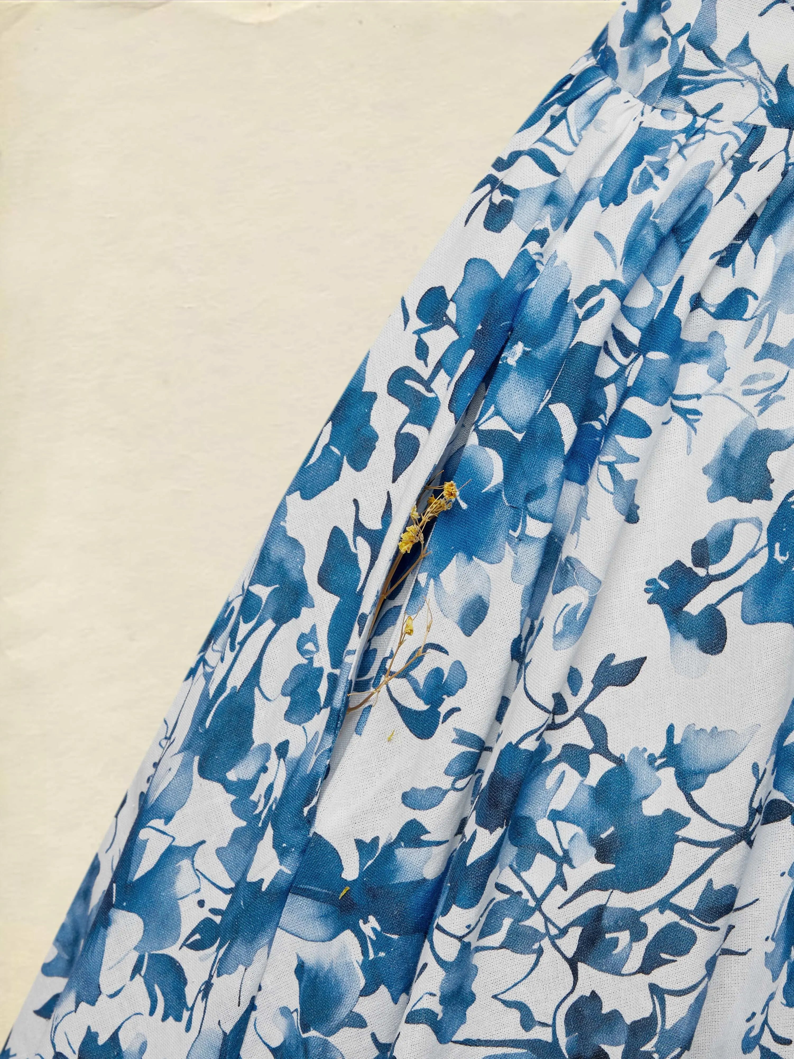 Midi Linen Dress , Sleeveless, Round Neck, Floral, Vacation, Vintage, Blue