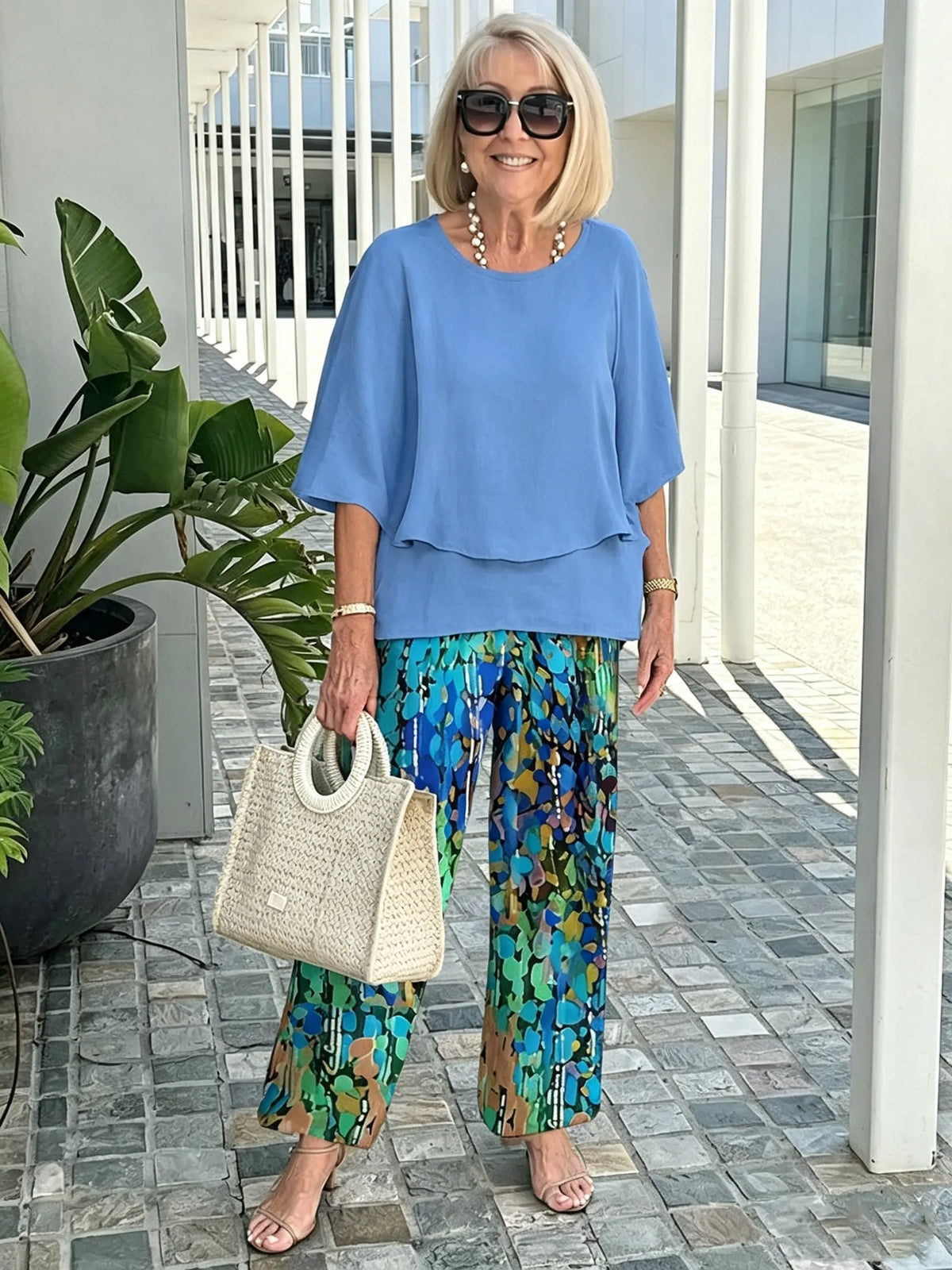 Women's 2 Piece Outfits Set, Crew Neck Flutter Sleeve Layered Blouse & Leaf Print Straight Leg Pants, Casual Loose Matching Two Piece Set for Summer Daily Wear