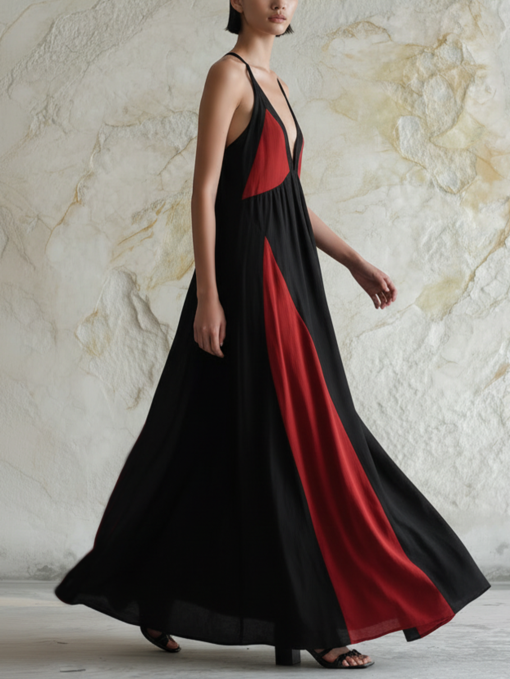 Black & Red Colorblock Halter Neck Backless Maxi Dress