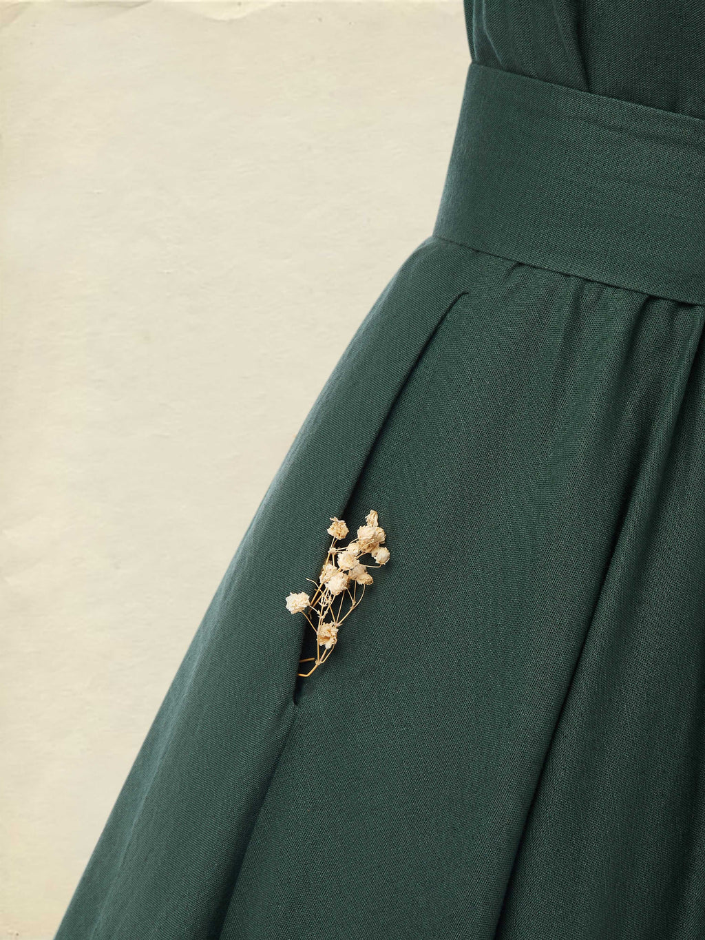 Midi Linen Dress , Half Sleeve, Sweetheart Neck, Plain, Vintage, Deep Green