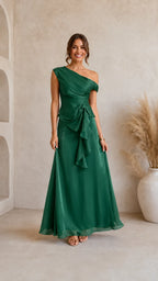 Detailed Analysis of 3 New Formal Dresses