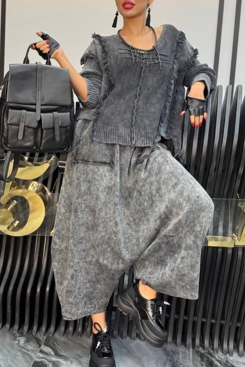 Frayed Knit Top & Drop‐Crotch Harem Pants Outfit