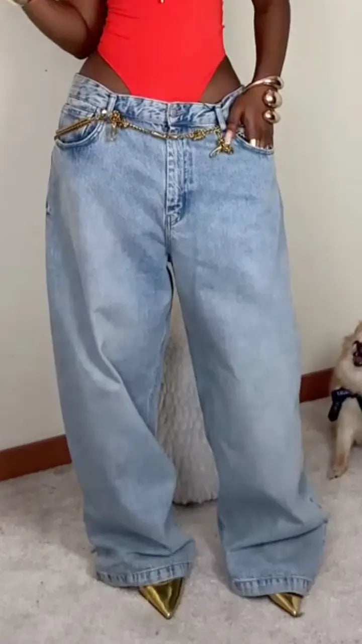 Mock Neck Bodysuit & Light Wash Baggy Jeans Outfit