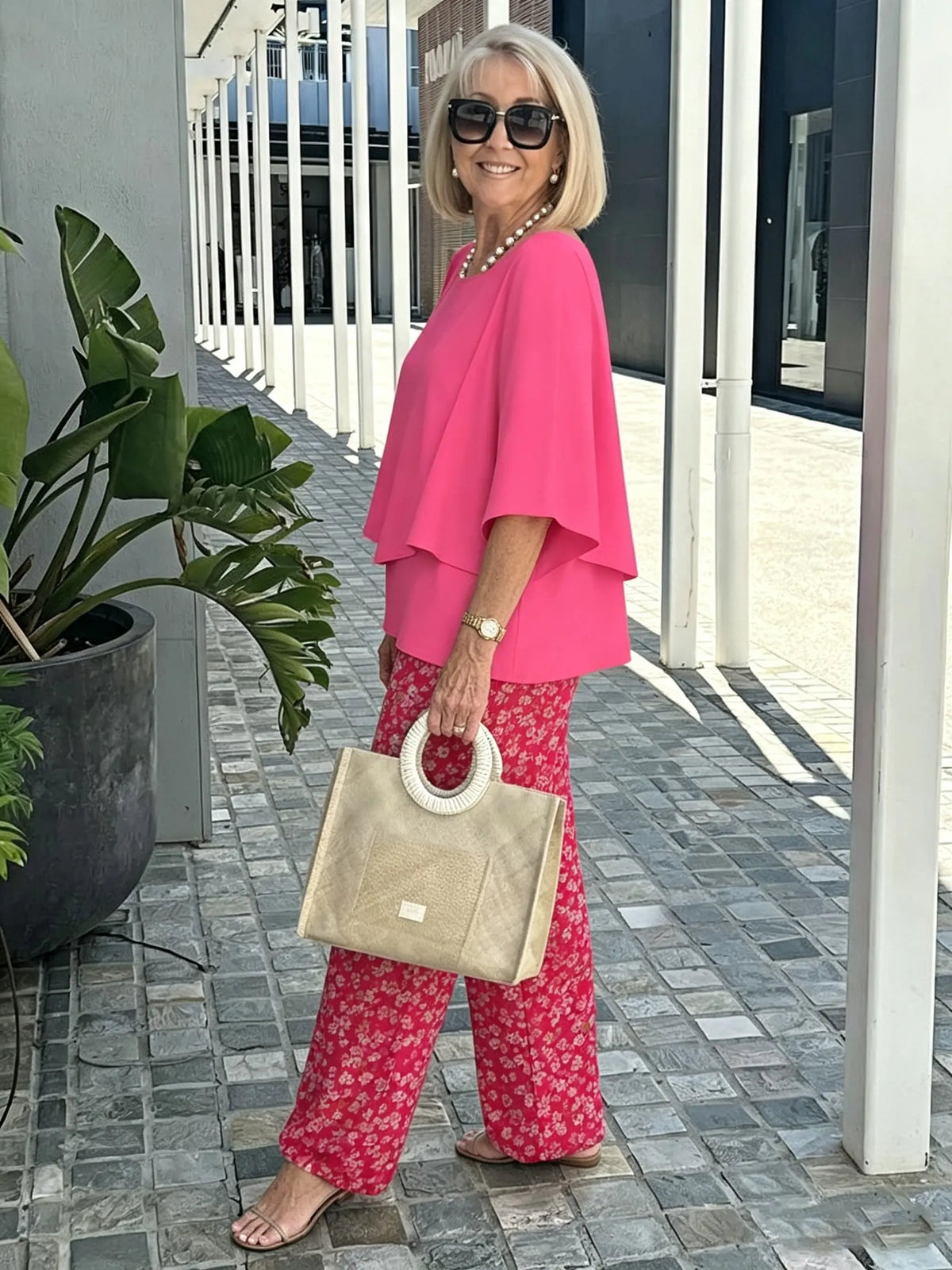Women's 2 Piece Outfits Set, Crew Neck Flutter Sleeve Layered Blouse & Leaf Print Straight Leg Pants, Casual Loose Matching Two Piece Set for Summer Daily Wear